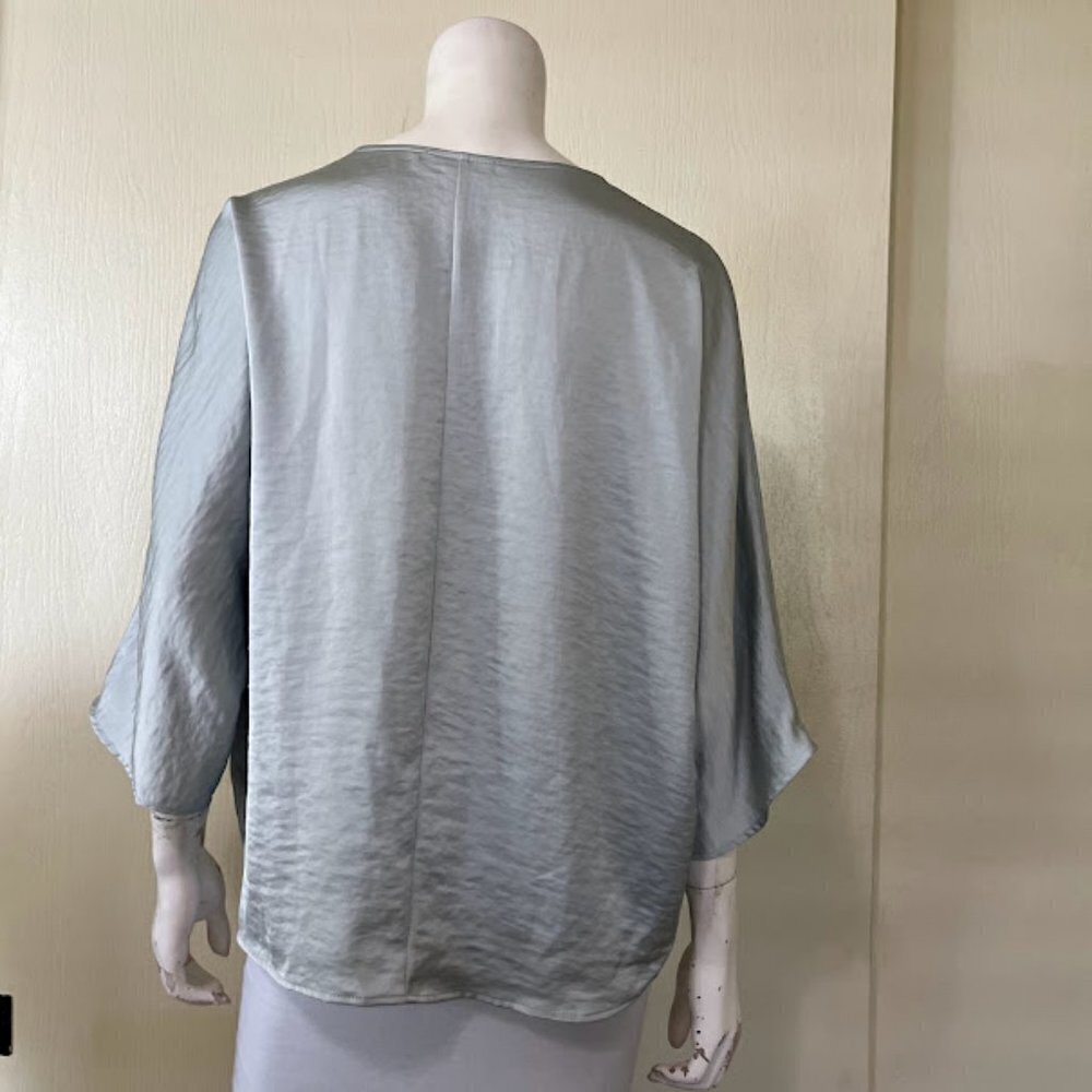 Cherish Shirt Medium - Picture 4 of 5